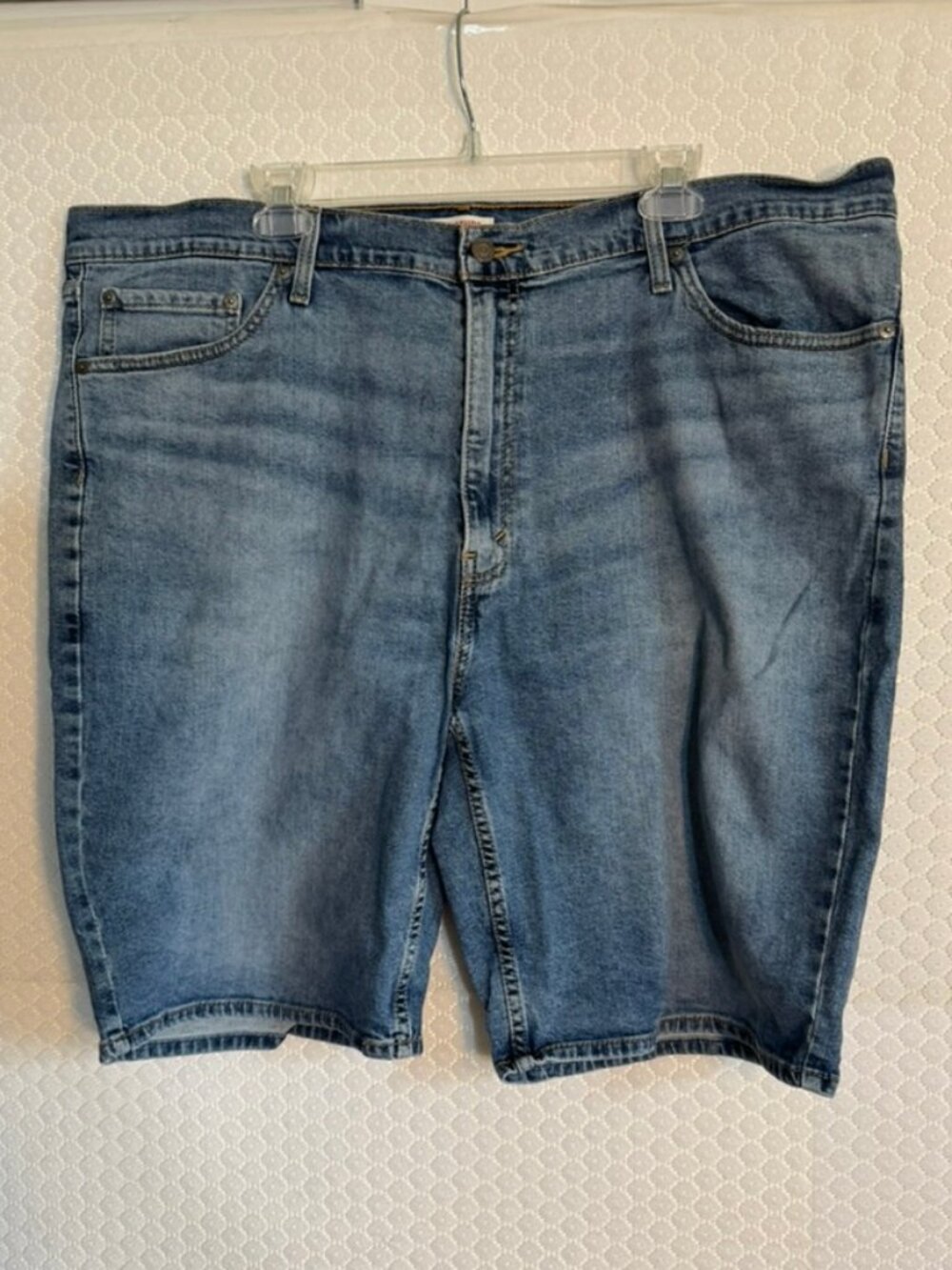 Levis Signature Mens Classic Fit Blue Denim Jean Shorts -5 Pocket Size 42
